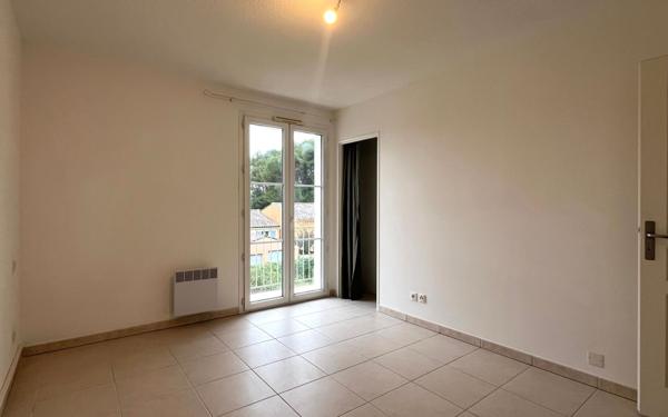 Maison à louer    3 pièces •  Saint-Clément-de-Rivière