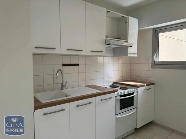 Appartement à louer 2 pièces 46.81m² Périgueux (24000)