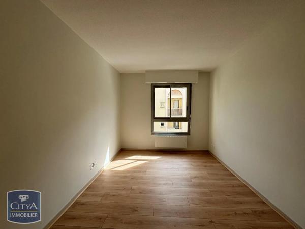 Appartement à louer 2 pièces 46.81m² Périgueux (24000)