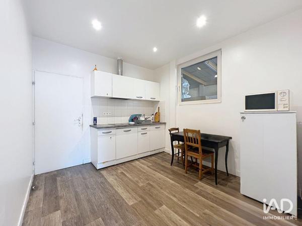 Location local d’activité 449 m² Grisy-Suisnes
