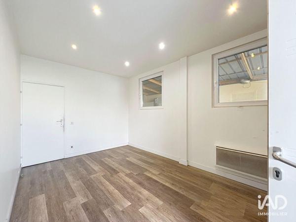 Location local d’activité 449 m² Grisy-Suisnes