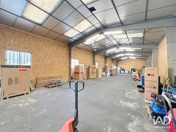 Location local d’activité 449 m² Grisy-Suisnes
