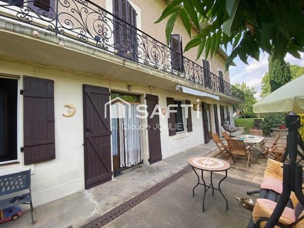 Maison de 225 m² habitables à 3 km de VILLENEUVE d'AVEYRON