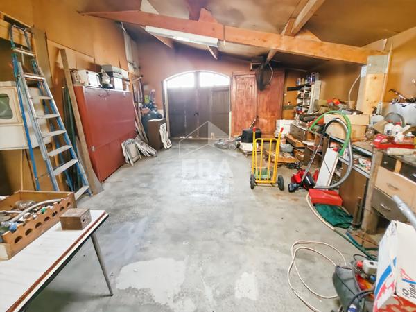 Maison Salon De Provence 7 pièce(s) 160 m2 + 40m2 de garage