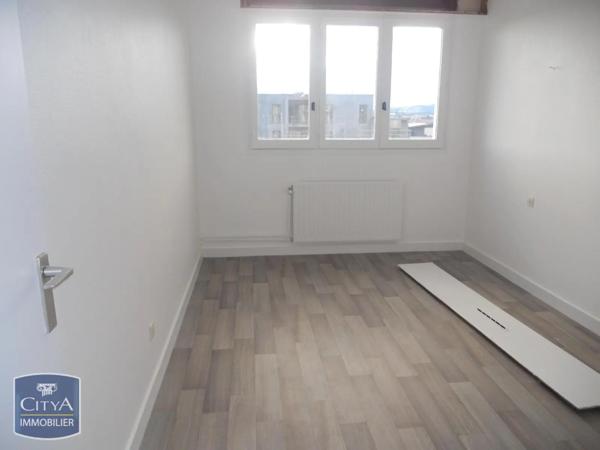 Appartement à louer 3 pièces 63m²