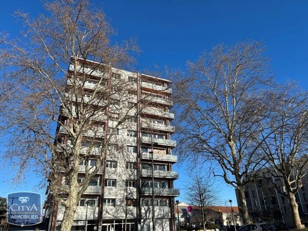 Appartement à louer 3 pièces 63m²