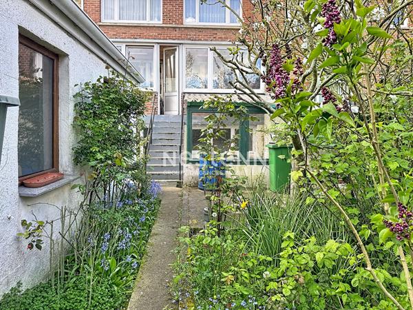 Maison 5 pièces à vendre à Téteghem Coudekerque-Village - Fort potentiel à rénover