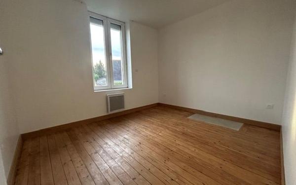 Maison à vendre    3 pièces • 75 m2 Laon