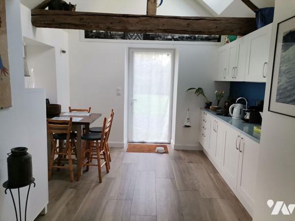 EXCLUSIVITE - IFFENDIC longère de 230 m² avec gîte, hangar et grange