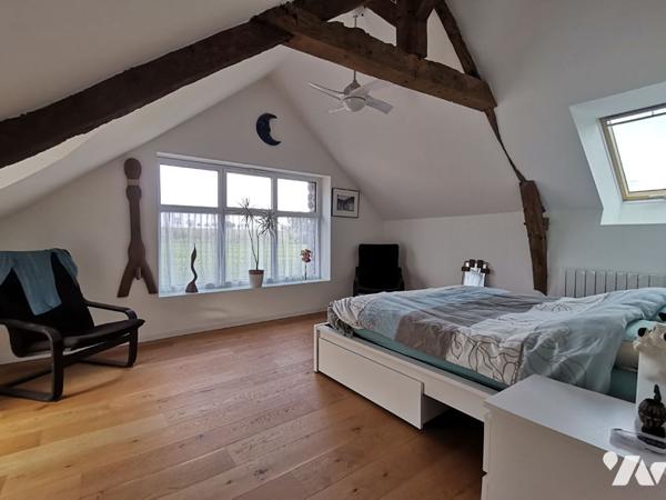 EXCLUSIVITE - IFFENDIC longère de 230 m² avec gîte, hangar et grange