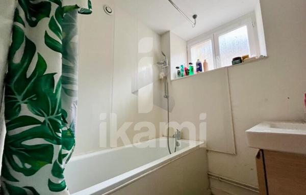 Location  meublé Appartement T3   Voiron Centre   73 m2