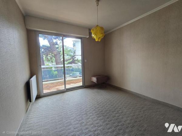 LA BAULE, appartement situé au 1er étage avec ascenseur 