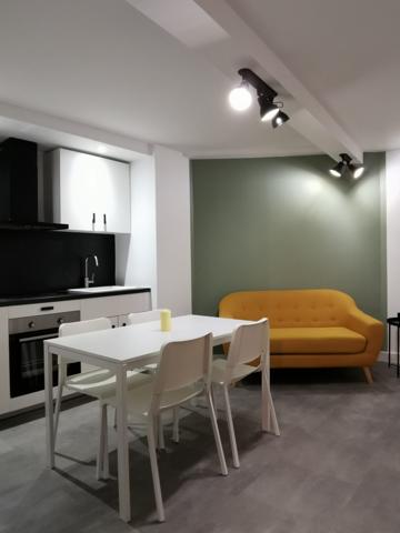 T2 rénové et loué 33 m² - Hypercentre Clermont-Ferrand