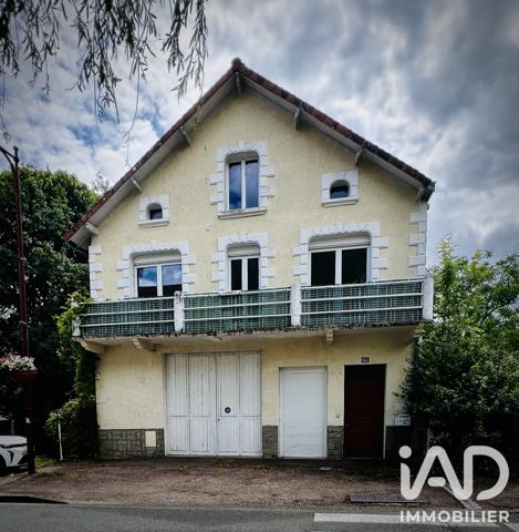 Immeuble à vendre 79 m² Piégut-Pluviers