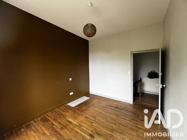 Immeuble à vendre 79 m² Piégut-Pluviers