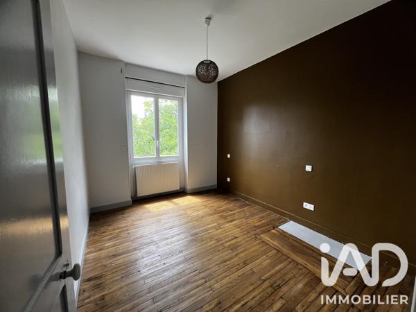 Immeuble à vendre 79 m² Piégut-Pluviers