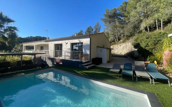 Maison à vendre    6 pièces • 140 m2 Bandol