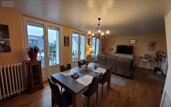 Maison individuelle à vendre à Carhaix-Plouguer dans le Finistère (29270), ref : 29066-1092959