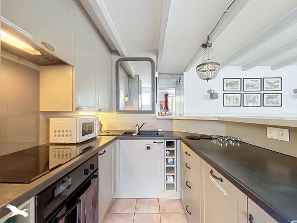 Maison 554 910 € La Flotte 4 p 94 m² DPE D
