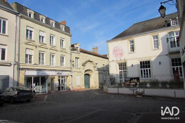 Location local d’activité 66 m² Loudun