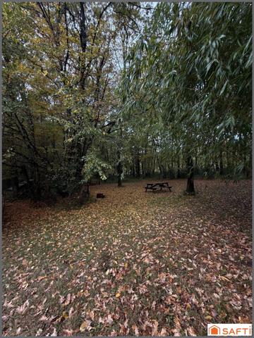 Amoureux de la nature, maison familiale de 150 m2 habitable sur un terrain de 11 150 m2.