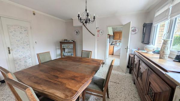 Maison à LESQUIN, 59810 - 6 pièces 127m²