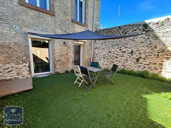 Appartement à louer 1 pièce 32.63m² Laval (53000)