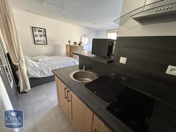 Appartement à louer 1 pièce 32.63m² Laval (53000)