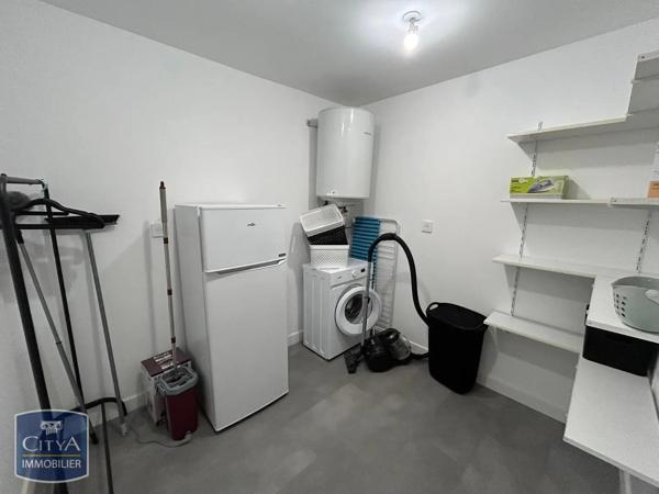 Appartement à louer 1 pièce 32.63m² Laval (53000)