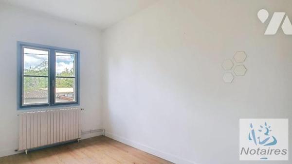 Maison à Vendre à Camblanes-et-Meynac (33360) en Gironde (33)

Entre Créon (33670) et Latresn...