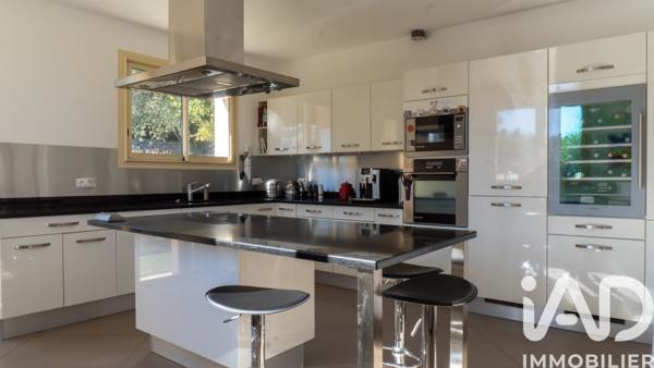 Maison à vendre 6 pièces 340 m² Grasse