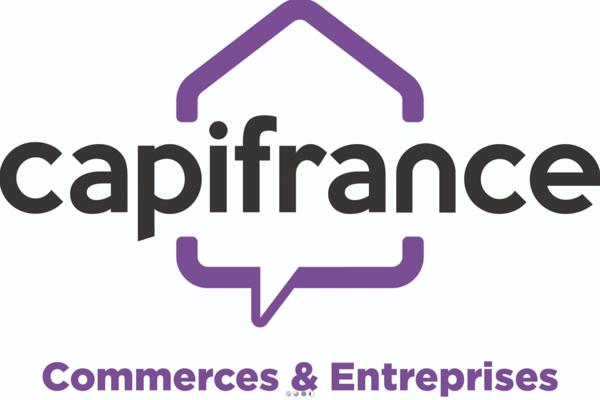 Orthez (64) - À vendre local commercial de 60m2 climatisé en centre-ville.