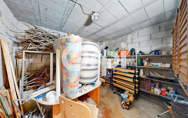 Maison à vendre    4 pièces •  Ruoms