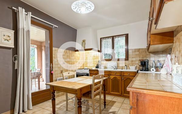 Maison à vendre    4 pièces •  Ruoms