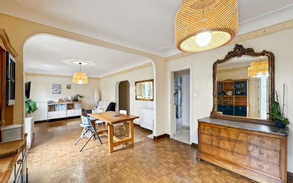 Maison à vendre    4 pièces • 100 m2 Château-l'Évêque