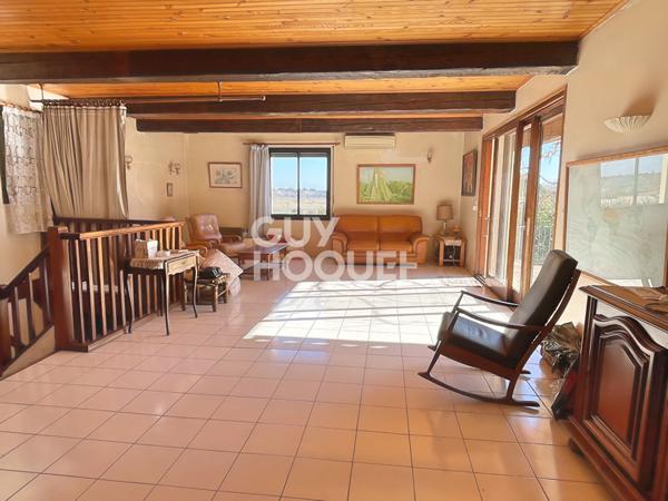 Canohes, maison de village 7 pièces, 238 m² sur parcelle 440m² avec 2 garages