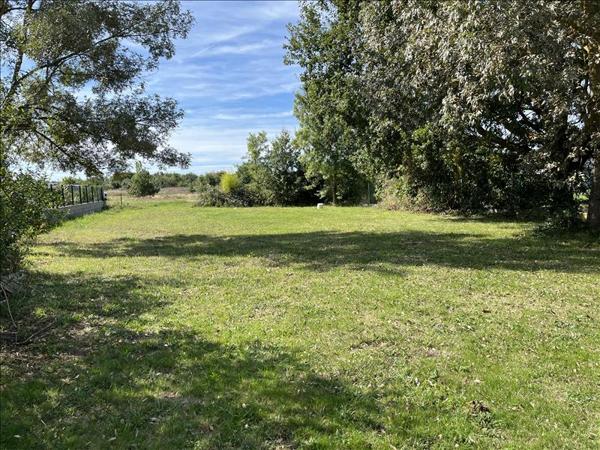 Terrain à vendre |  Seysses |  700 m²