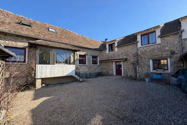 Maison + studio indépendant, beau potentiel