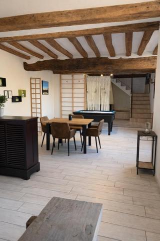 Maison + studio indépendant, beau potentiel