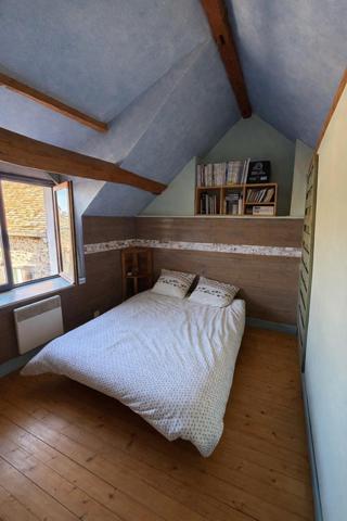 Maison + studio indépendant, beau potentiel