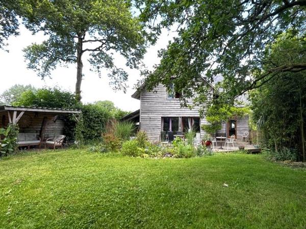 Maison à vendre 281 430 € Scaër 7 p 146 m² DPE C