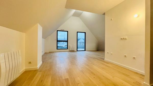 Dpt Finistère (29), à vendre au cœur du centre ville de QUIMPER, appartement T2 de 42,40 m² habitable - Balcon.
