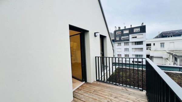 Dpt Finistère (29), à vendre au cœur du centre ville de QUIMPER, appartement T2 de 42,40 m² habitable - Balcon.
