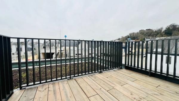 Dpt Finistère (29), à vendre au cœur du centre ville de QUIMPER, appartement T2 de 42,40 m² habitable - Balcon.