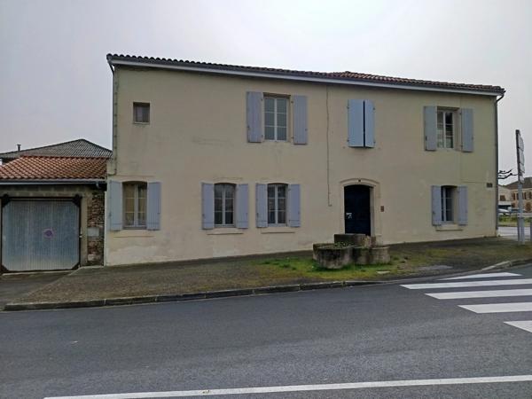 Opportunité : Maison de Village à rafraichir de plus de 170 m²
