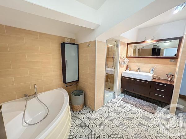 Appartement Duplex à vendre  7 pièces - 211,88 m2 ALES - 30