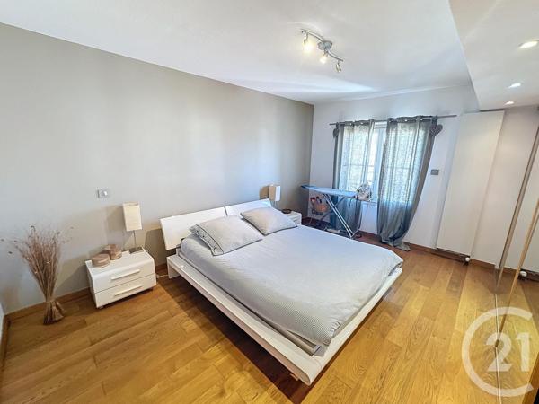 Appartement Duplex à vendre  7 pièces - 211,88 m2 ALES - 30