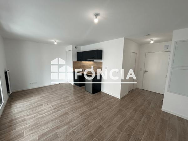 Location Studio 30 m² - 91 BOULEVARD DES ETATS UNIS La Roche Sur Yon 85000