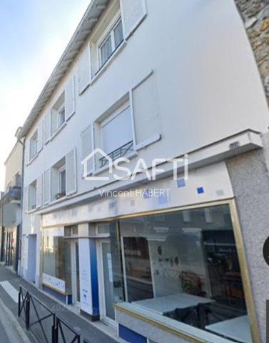 Carrières-sous-Poissy, Immeuble Quartier le village