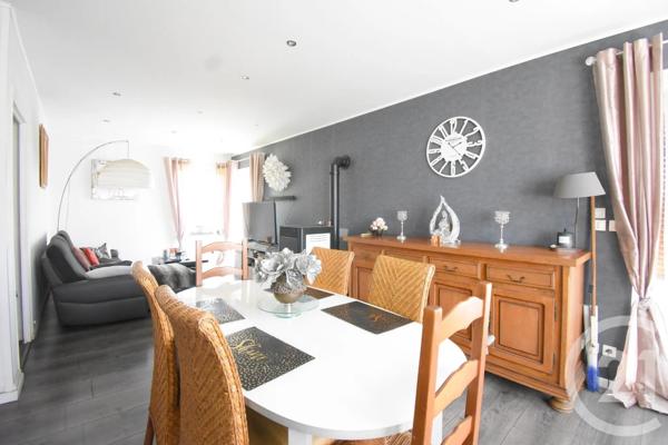 Maison à vendre  4 pièces - 111 m 2   ST GERMAIN DES FOSSES  - 03